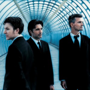 Nine Horses ดาวน์โหลดและฟังเพลงฮิตจาก Nine Horses