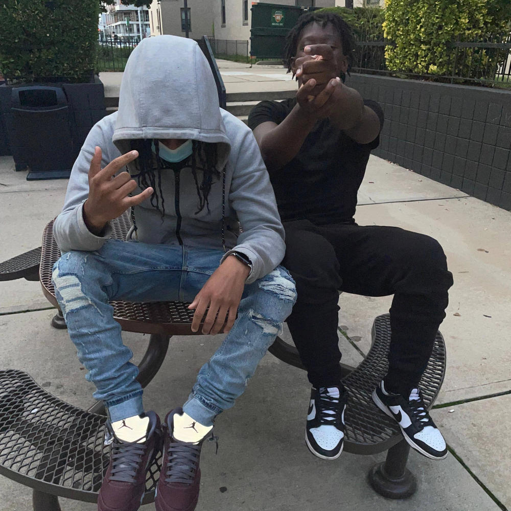 Sharks (feat. BandoG) (Explicit)