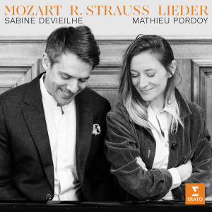 Paul Bourget的專輯Mozart & Strauss: Lieder