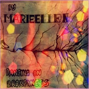ดาวน์โหลดและฟังเพลง Wrap Me Up (Dance Mix) พร้อมเนื้อเพลงจาก MarieEllen