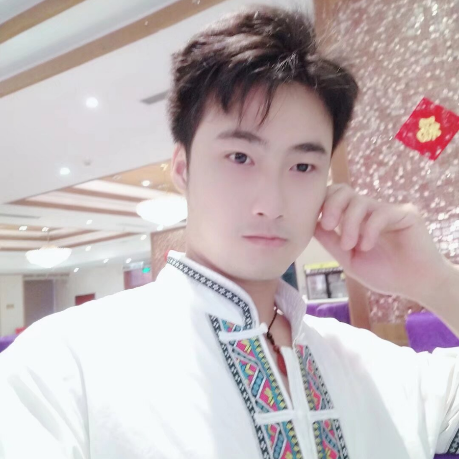 谭小琦