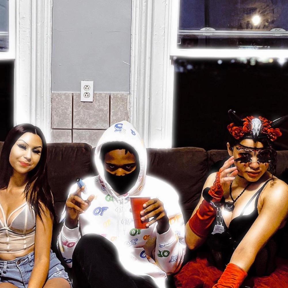 Universal remote (feat. Frozeine beats) (Explicit)