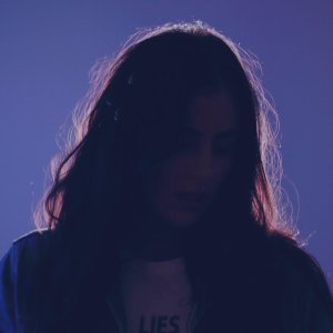 收聽CATALI的Leven歌詞歌曲