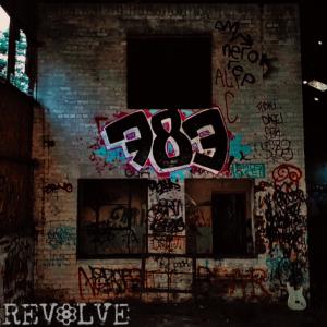 Revolve的专辑Crash & Burn