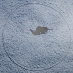 Dengarkan Circle of Silence lagu dari Senthuuran Thevarajah dengan lirik