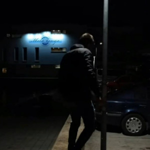 ดาวน์โหลดและฟังเพลง Plan พร้อมเนื้อเพลงจาก Vida