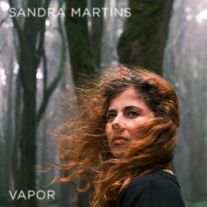Listen to Névoa song with lyrics from Sandra Martins