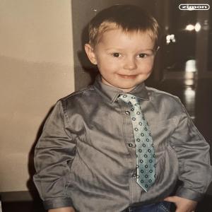 收聽Zimon的erwachsen歌詞歌曲