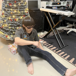 Listen to Superstar song with lyrics from GOHMARK