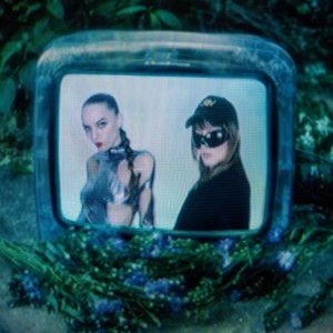 ดาวน์โหลดและฟังเพลง Get In Girls พร้อมเนื้อเพลงจาก Vitesse X