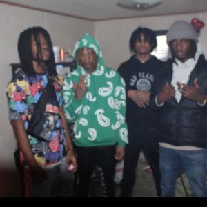 SlyDogMark的專輯Rollxn (feat. HeavenBoyDustin) [Explicit]