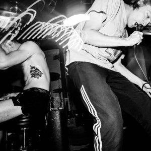 Listen to hehe (Live at the Louisiana Bristol) song with lyrics from DITZ
