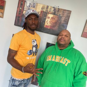 收聽Hailboy的Raq at (feat. Dj Slugo) (Radio Edit) (Explicit) (feat. Dj Slugo|Radio Edit|Explicit)歌詞歌曲