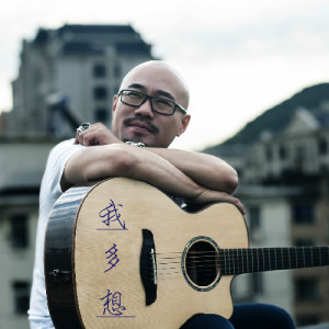 Listen to 我多想 (完整版) song with lyrics from 王卓