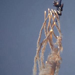 收聽g4lato的cam! (Explicit)歌詞歌曲