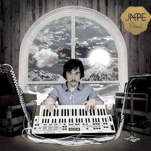 ดาวน์โหลดและฟังเพลง Replays พร้อมเนื้อเพลงจาก Jape