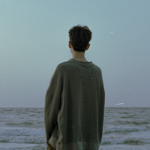 Listen to 나에게 song with lyrics from 이민석