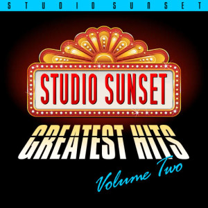 ดาวน์โหลดและฟังเพลง Crazy - Britney Spears  (Tribute) พร้อมเนื้อเพลงจาก Studio Sunset