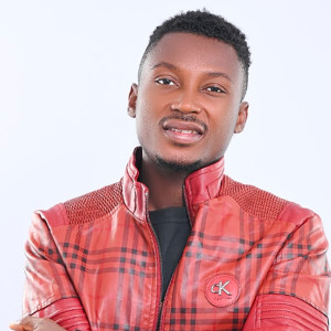 Listen to Toujours Joyeux song with lyrics from Kesy