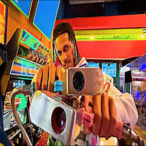 收聽FRANCIS JEREMY的ES EL NEGRO DE SAYAGLO (feat. 1MillionU$D) (Explicit)歌詞歌曲