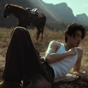 default playlist img