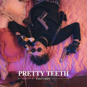 Dengarkan pretty teeth (Explicit) lagu dari cøzybøy dengan lirik