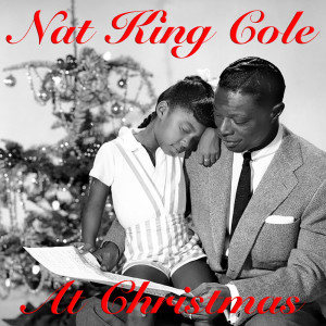 收聽Nat King Cole的Frosty The Snowman歌詞歌曲