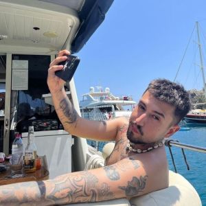 Listen to Cheap Boy X PvG song with lyrics from Watari