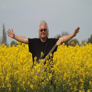 收聽Derek Holt的When the Sun Shines歌詞歌曲