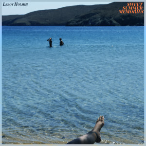 收听Leroy Holmes的The Moon Was Yellow歌词歌曲