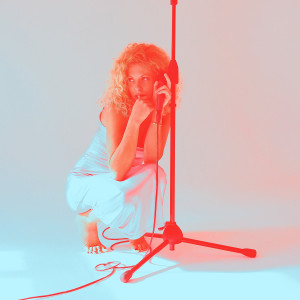 Listen to Drops song with lyrics from Dashi