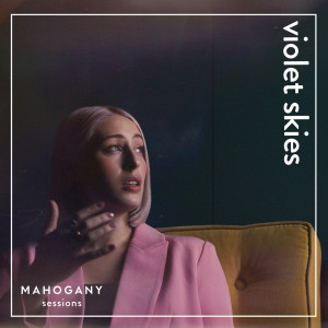 收听Violet Skies的This Could Be Love (Mahogany Sessions) (Explicit)歌词歌曲