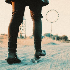 Listen to Te Soñé song with lyrics from Go Golden Junk