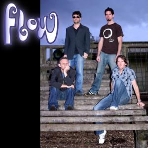 ดาวน์โหลดและฟังเพลง Freedom พร้อมเนื้อเพลงจาก Flow