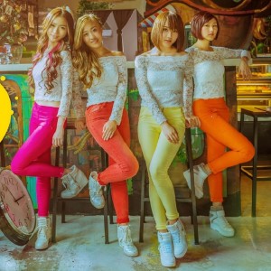 Dengarkan lagu 直接問我 nyanyian Precious dengan lirik