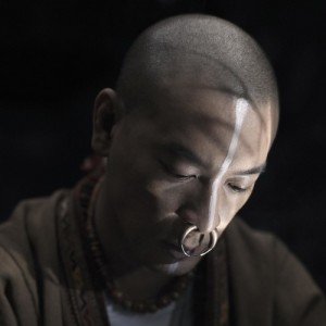 Listen to Gui Zi Shou song with lyrics from 麦浚龙