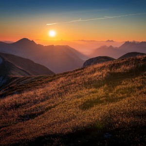 ดาวน์โหลดและฟังเพลง Capas Rítmicas Reveladas พร้อมเนื้อเพลงจาก Nueva Era Especialistas