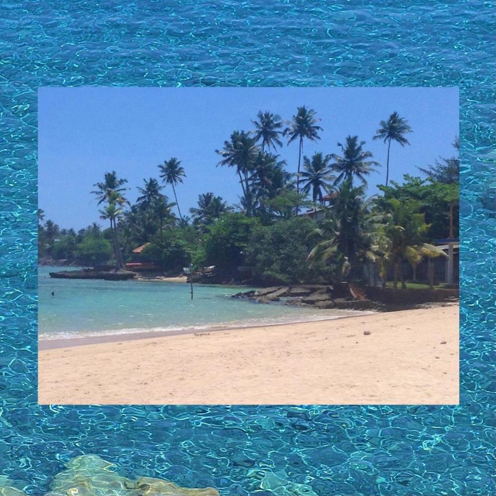 plage 10 (rochers/pas d'sable) (feat. Ramseize & Mada) (Explicit)