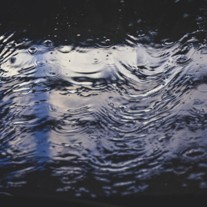 Dengarkan Heavy Dew lagu dari Rain for Deep Sleep dengan lirik