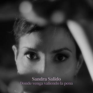收聽Sandra Salido的De Barro y Cielo歌詞歌曲