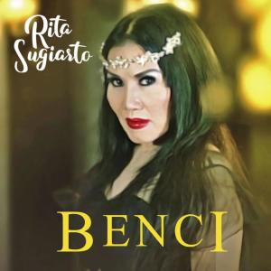 收聽Rita Sugiarto的Benci歌詞歌曲