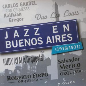 收聽Orquesta Nacional的Smiles歌詞歌曲