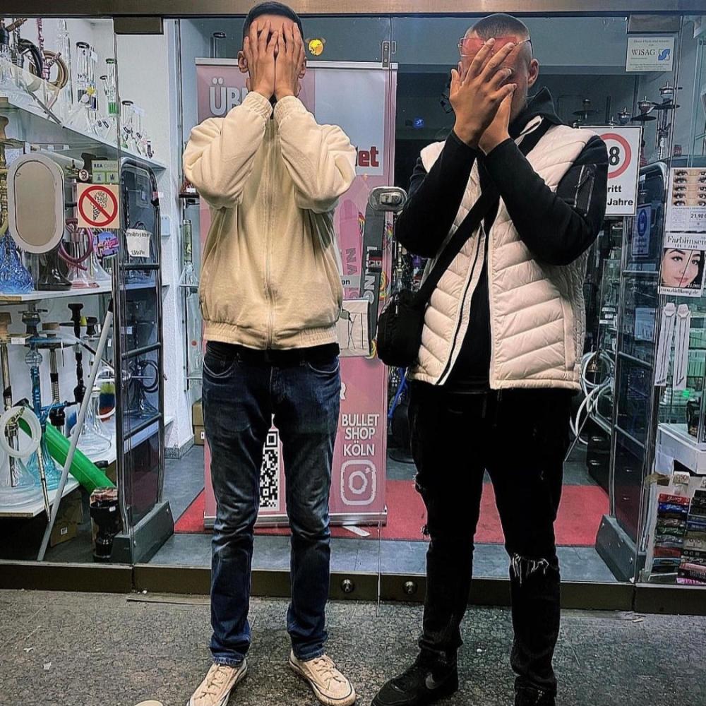 TRAGISCH (feat. Ta1iban) (Explicit)