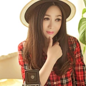 Listen to 老情人你还好吗（舞曲和声版） (完整版) song with lyrics from 周啊想