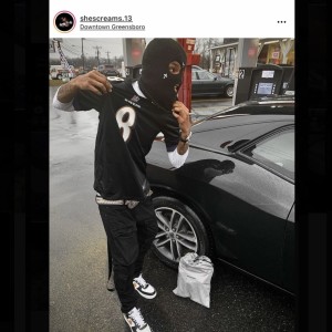 Dengarkan NoCeilings (Explicit) lagu dari FNF Babyson dengan lirik