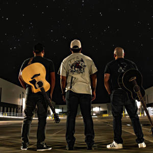 收聽Facing The Stars的Demons (feat. Jonny Craig & Erikshredz) (Explicit)歌詞歌曲