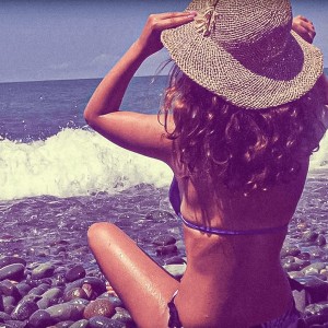 Dengarkan I Got Summer On My Mind lagu dari Manayiis dengan lirik