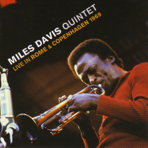 收聽Miles Davis Quintet的This (live in Rome)歌詞歌曲