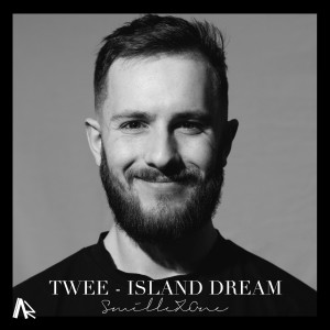 Dengarkan Island Dream lagu dari smillexone dengan lirik