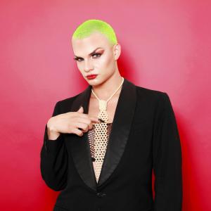 ดาวน์โหลดและฟังเพลง Todos Me Miran (Explicit) พร้อมเนื้อเพลงจาก Artemisa